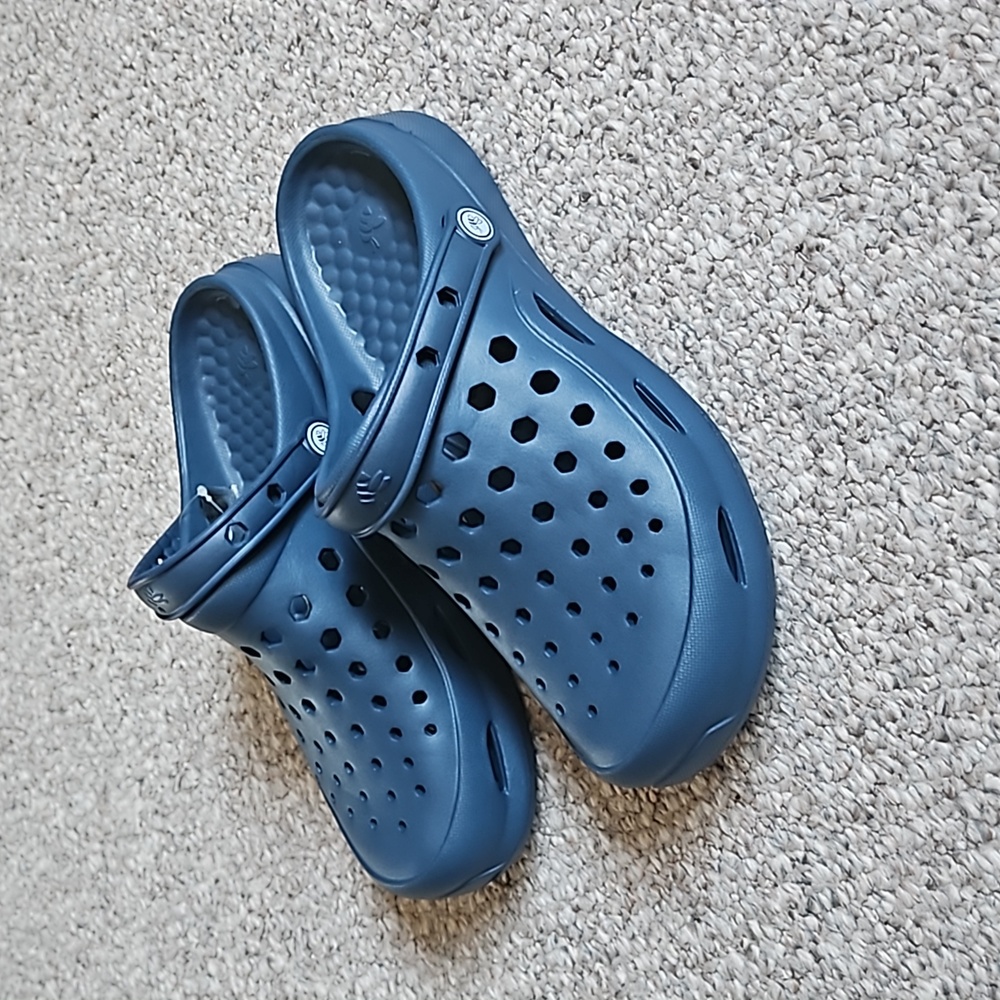 New Unisex Active Solid Blue Clog. - Picture 3 of 7